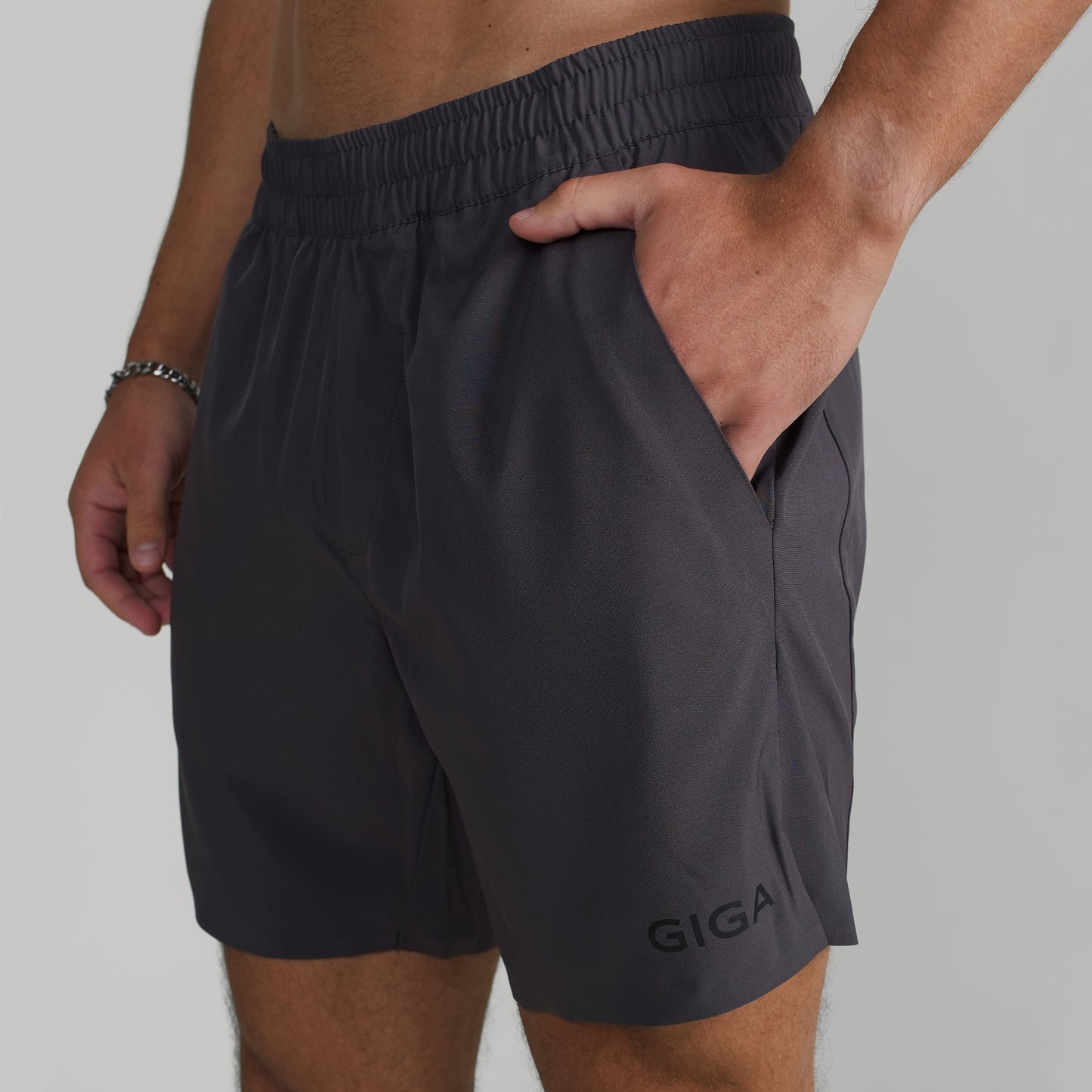 TRAIN SHORTS 7”