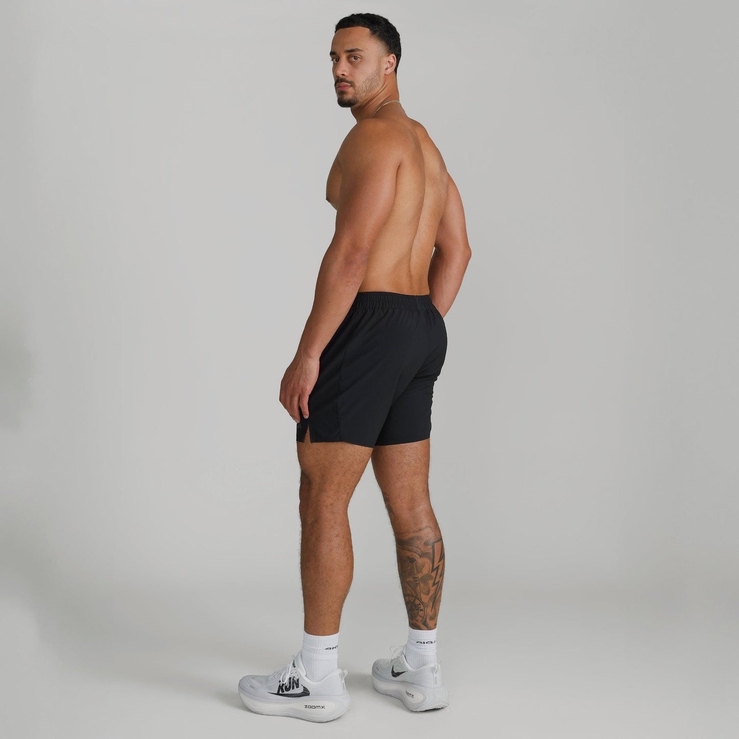 TRAIN SHORTS 5”