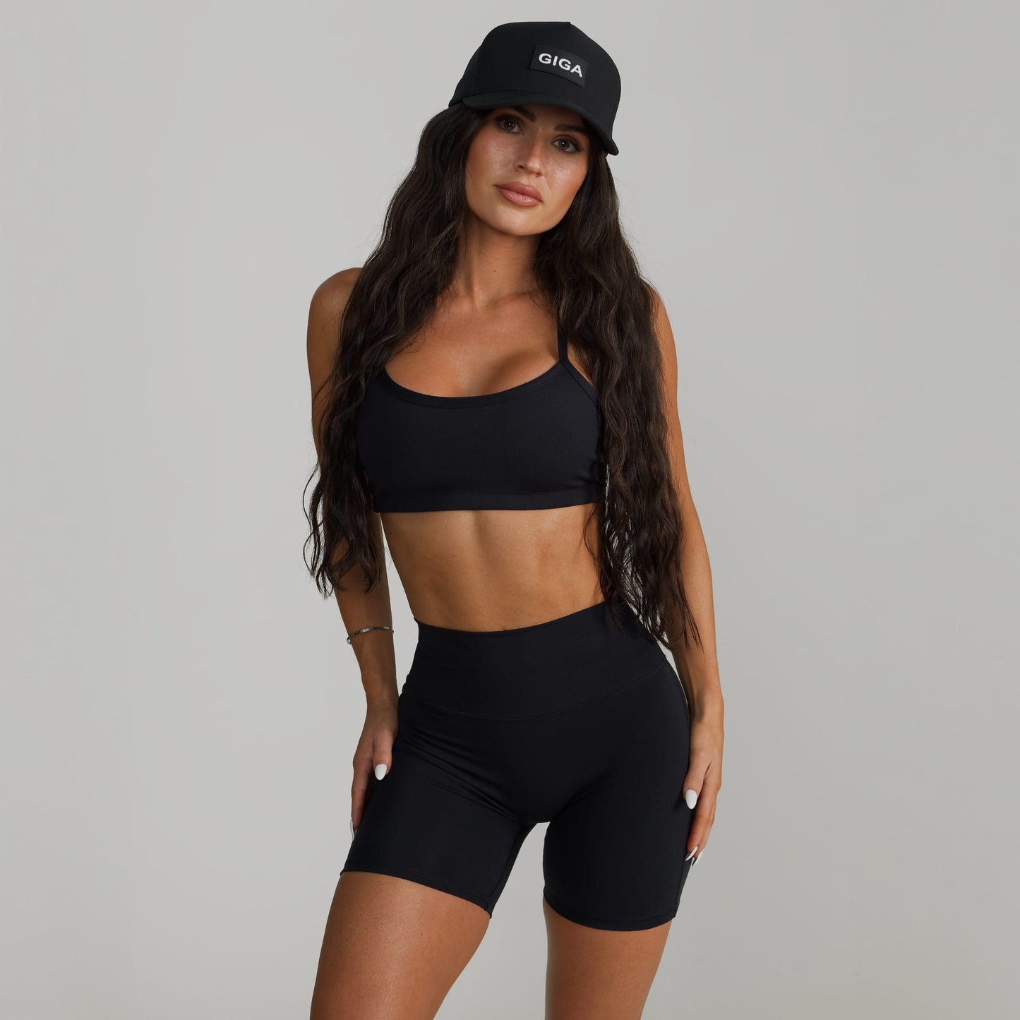 GIGA HAT