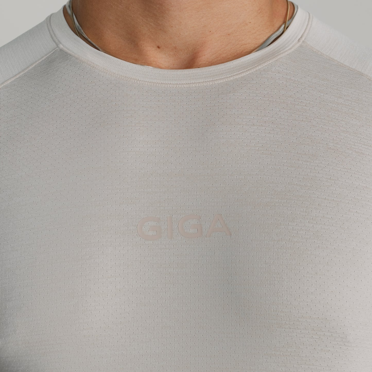 BASE TEE