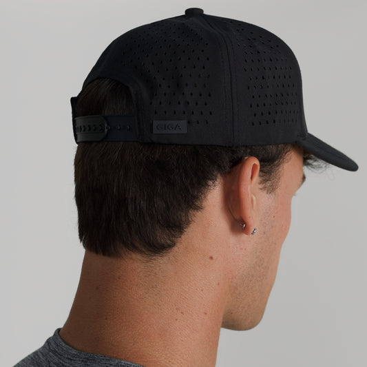 GIGA HAT