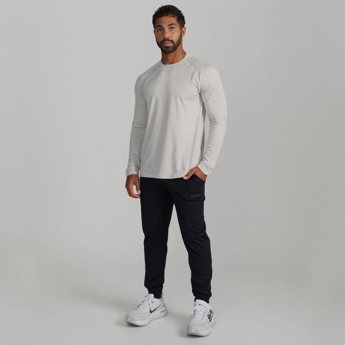 ESSENTIAL LONG SLEEVE