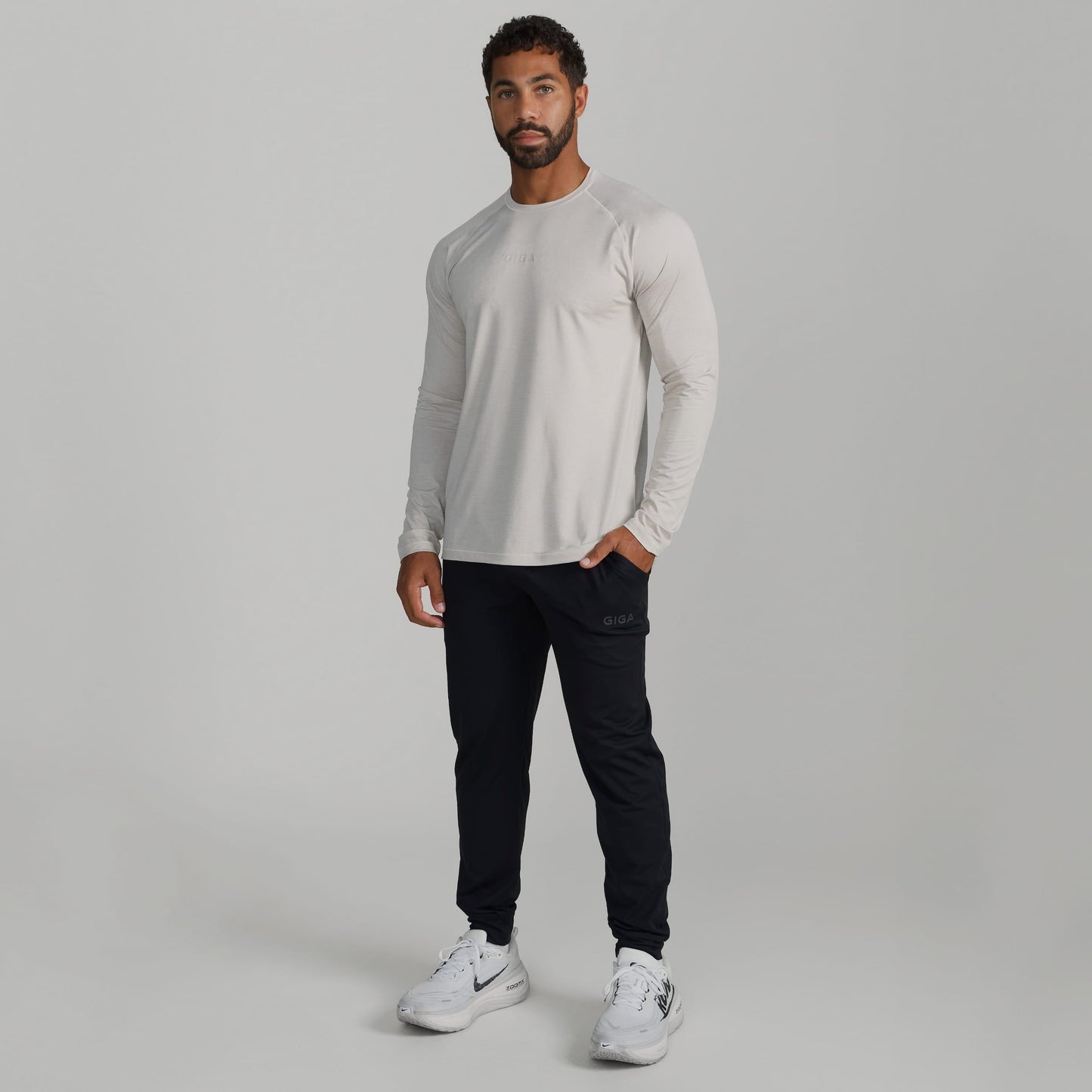 ESSENTIAL LONG SLEEVE