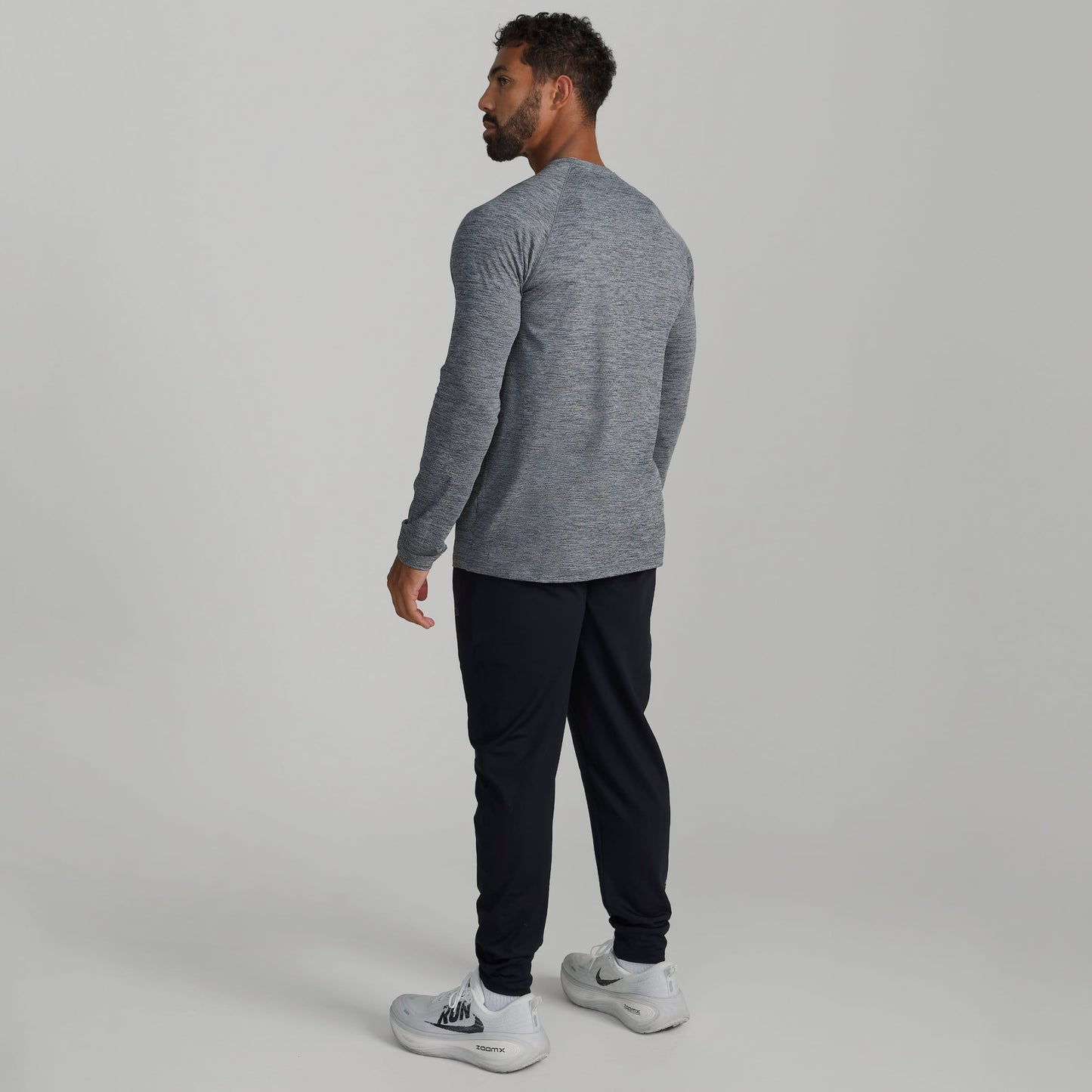 ESSENTIAL LONG SLEEVE