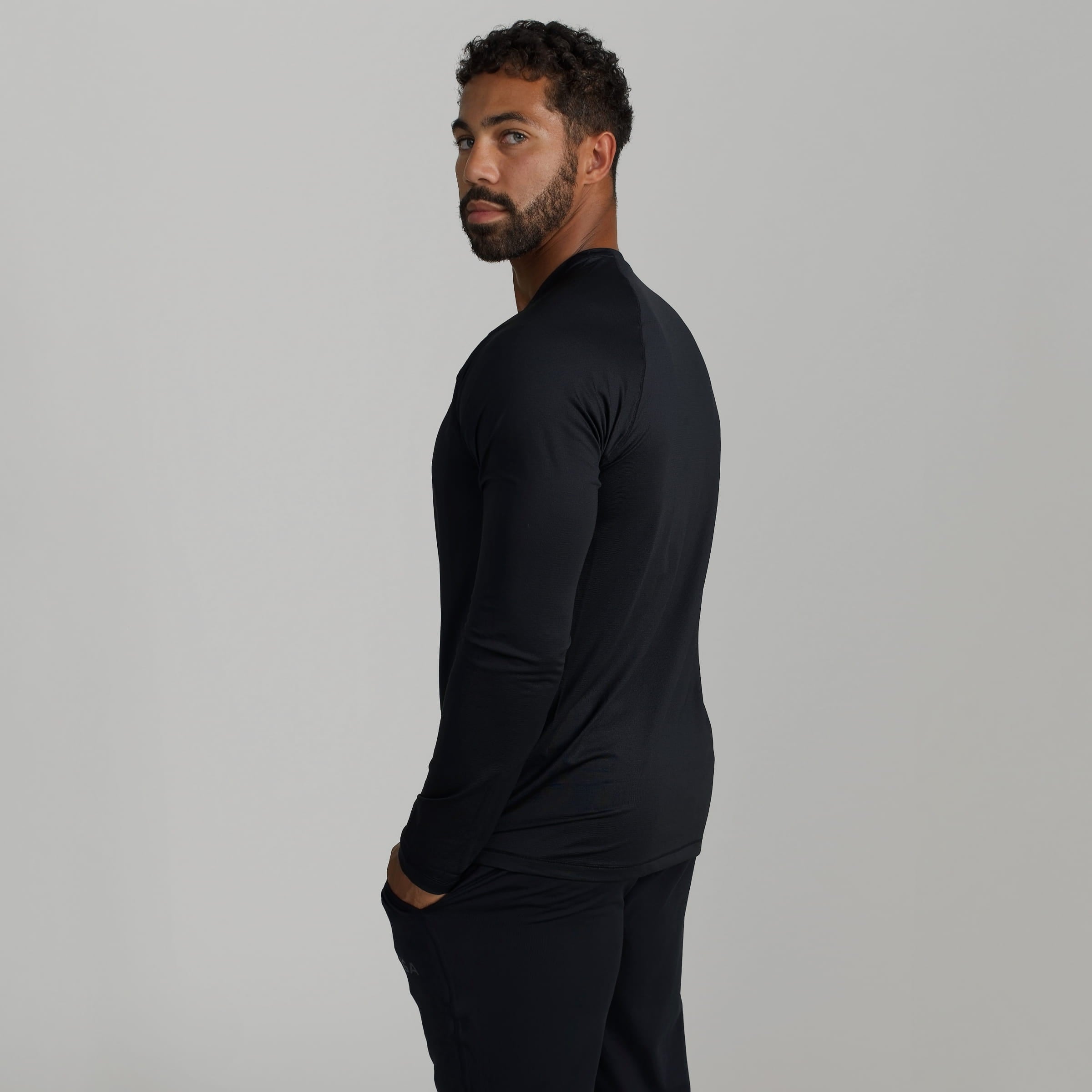ESSENTIAL LONG SLEEVE – GIGA Fitness
