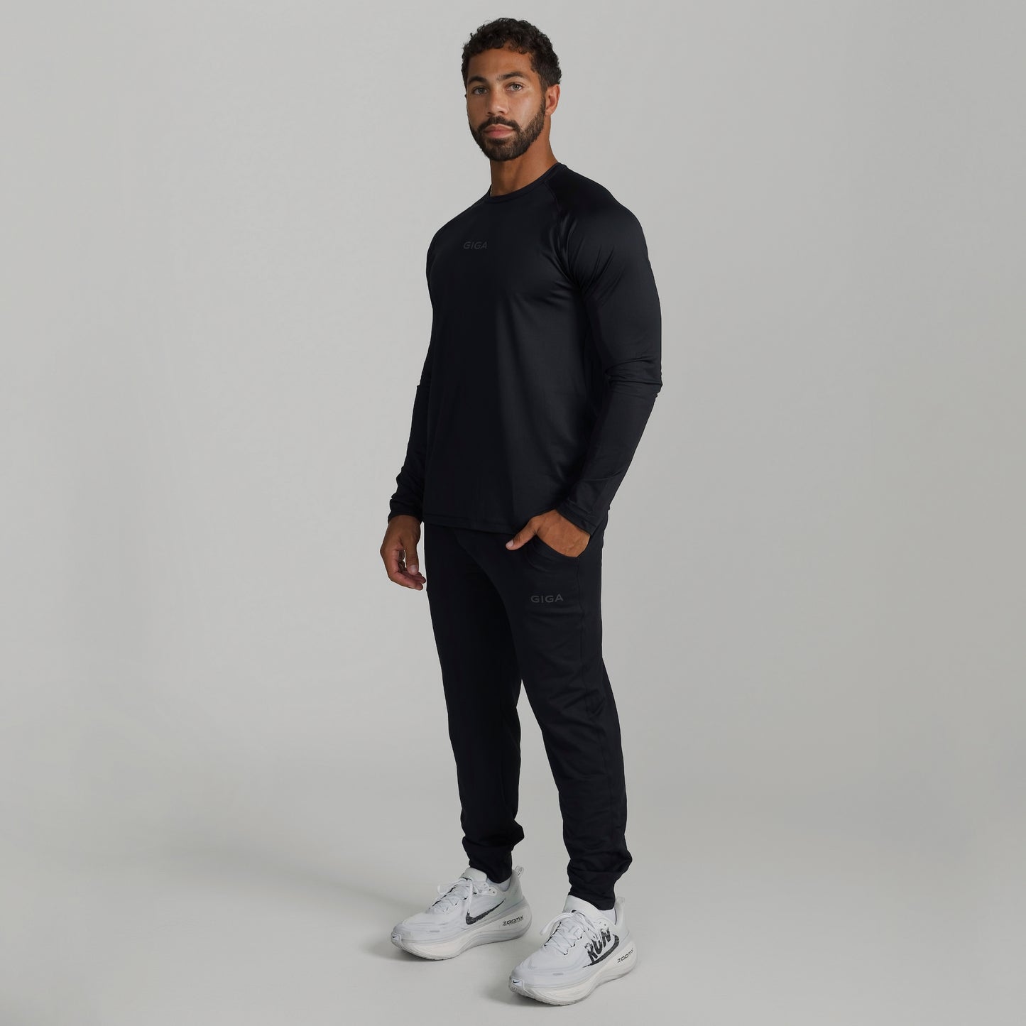 ESSENTIAL LONG SLEEVE