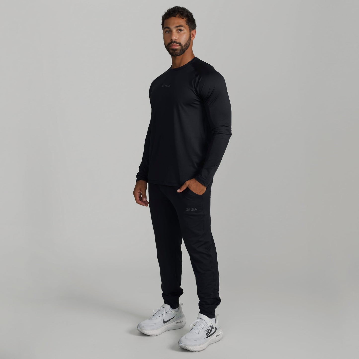 ESSENTIAL LONG SLEEVE