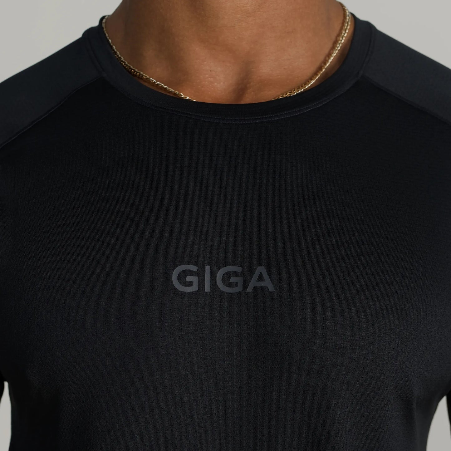 BASE TEE